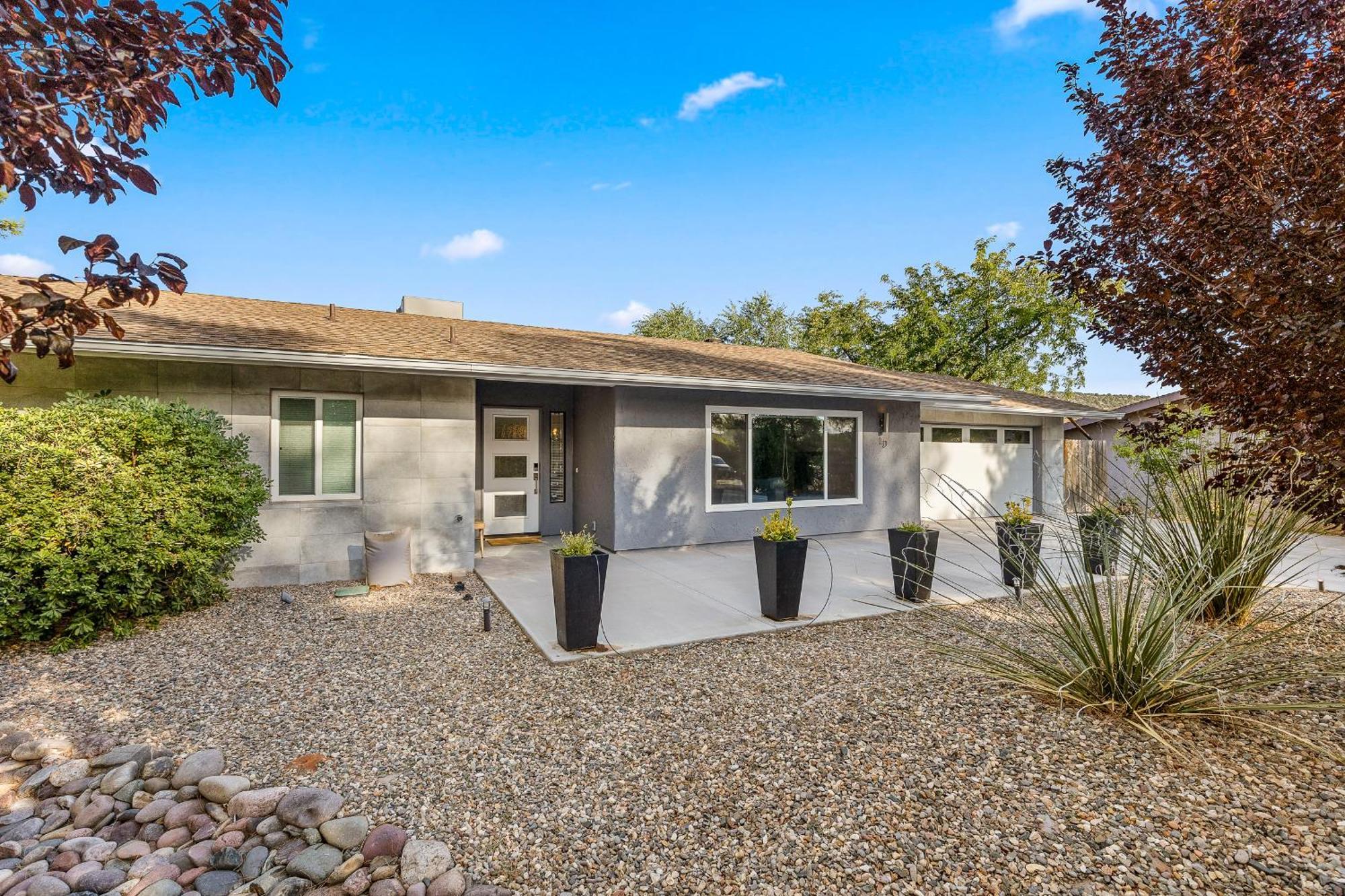 Trendy 3br In Sedona: Hot Tub/fire-pit /central Location * Sedona