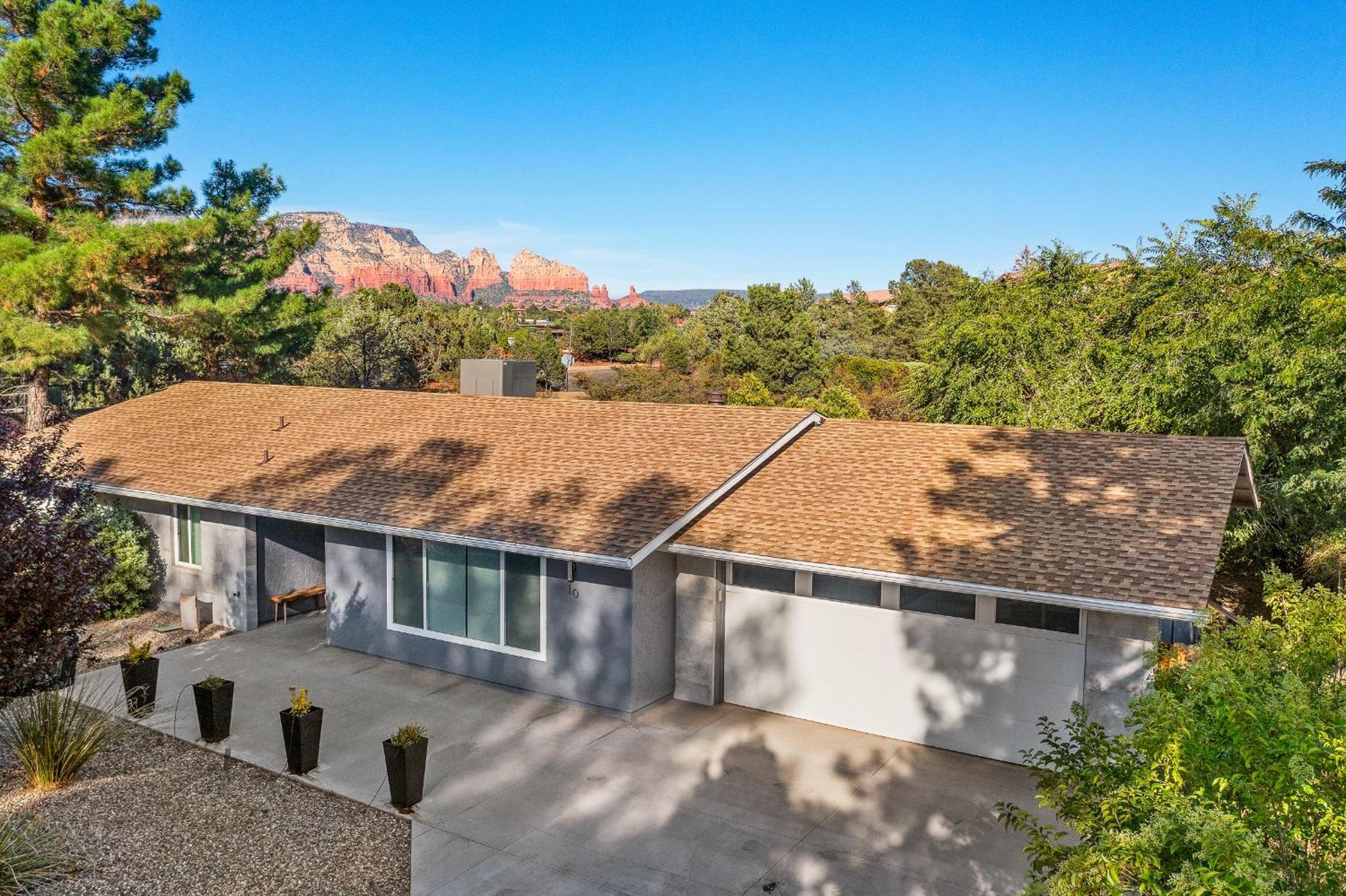 Holiday home Trendy 3br In Sedona: Hot Tub/fire-pit /central Location