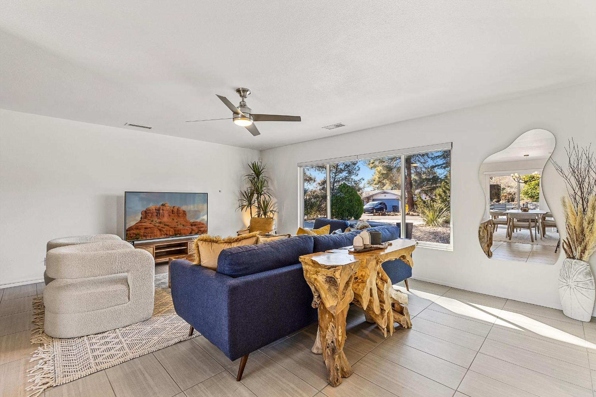 Holiday home Trendy 3br In Sedona: Hot Tub/fire-pit /central Location *